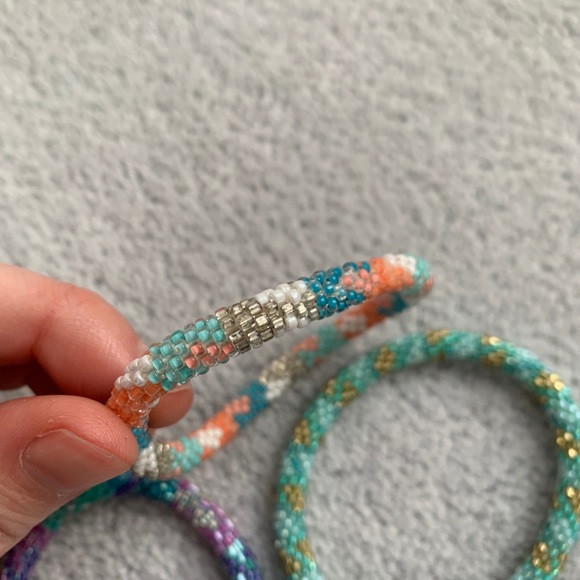 Beaded bracelet set - Picture 3 of 4